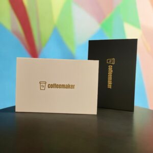 Díszdobozok fekete és fehér színben